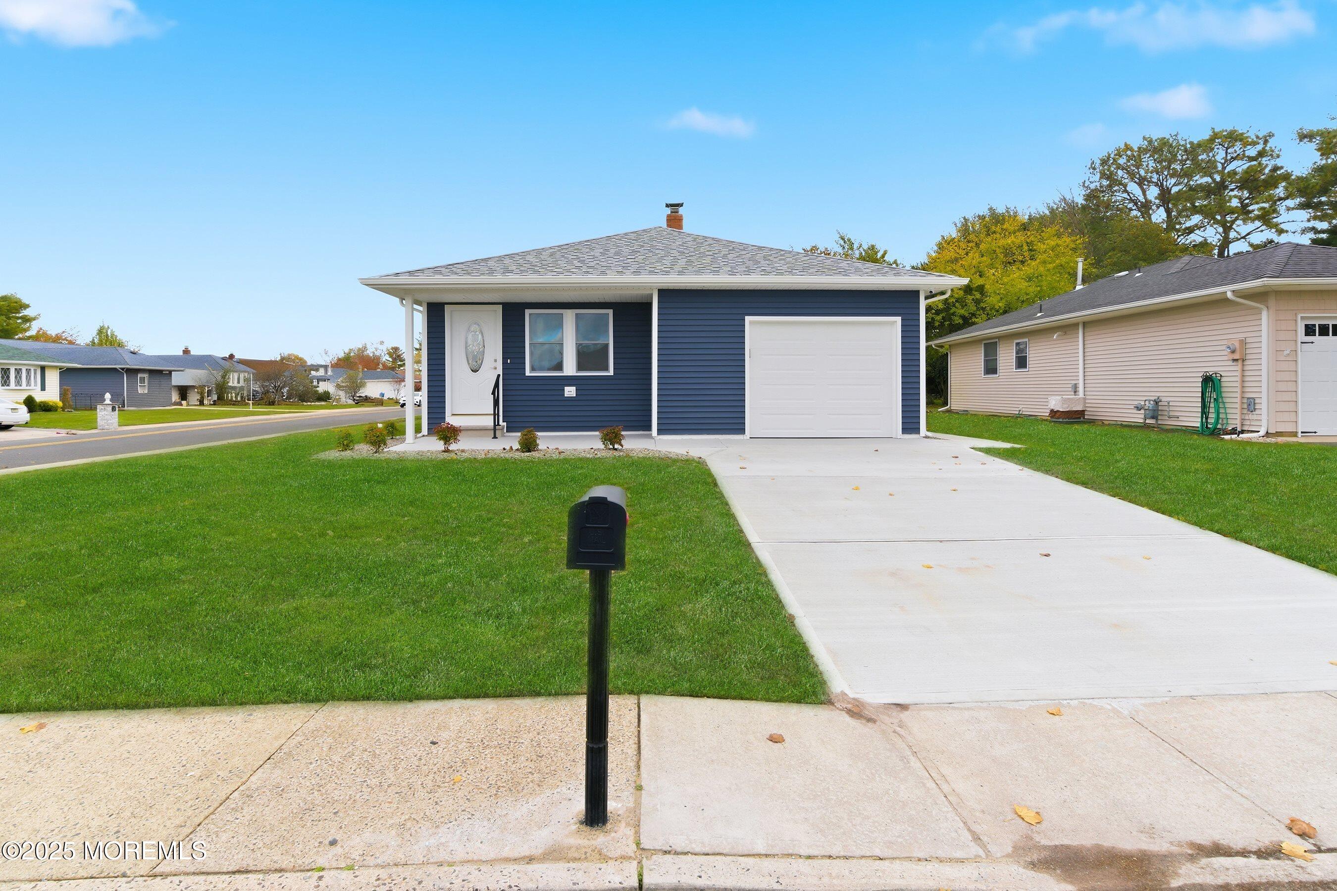 3 Bonaire Drive, Toms River, NJ, 08757