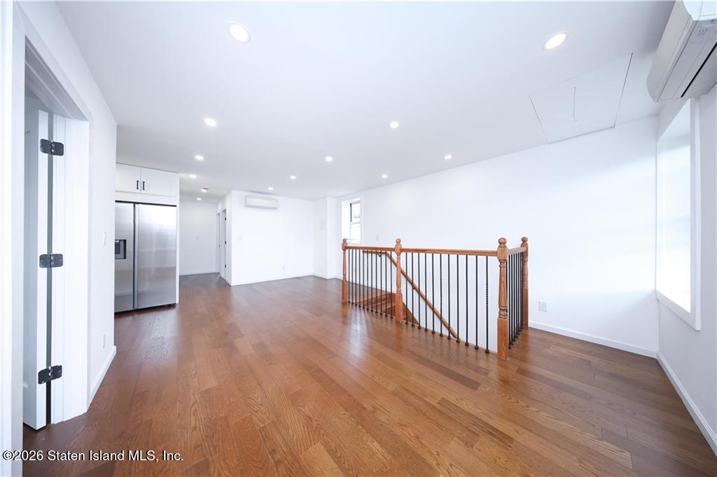 189 Saint Marys Avenue, Staten Island, NY, 10305 image 20