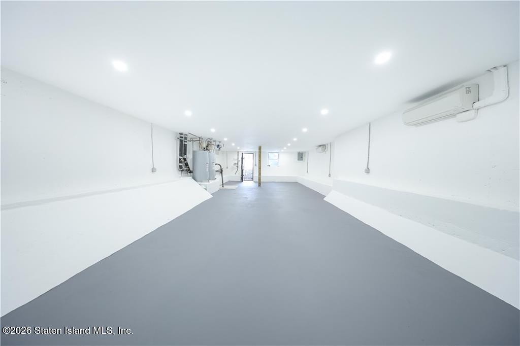 189 Saint Marys Avenue, Staten Island, NY, 10305 image 31