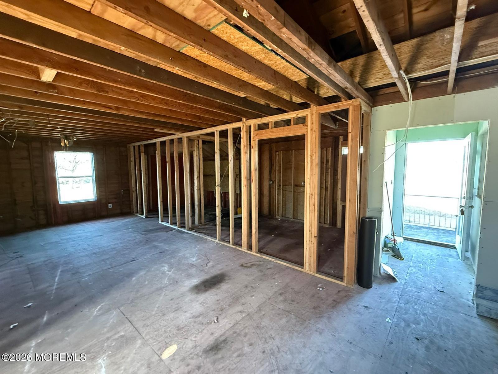 10 Sidney Lane Image 3