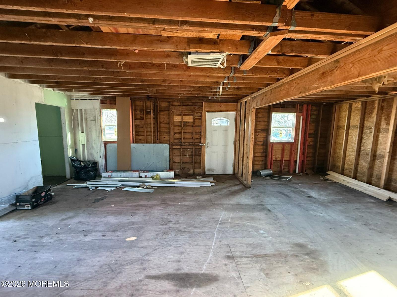 10 Sidney Lane Image 4