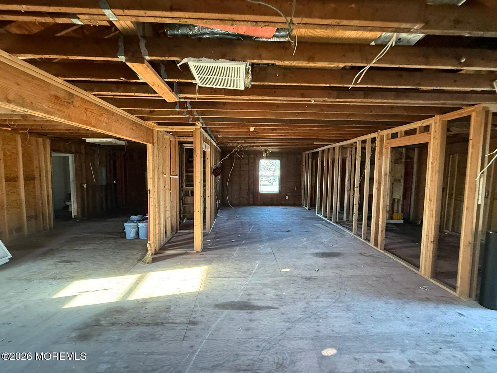 10 Sidney Lane Image 5