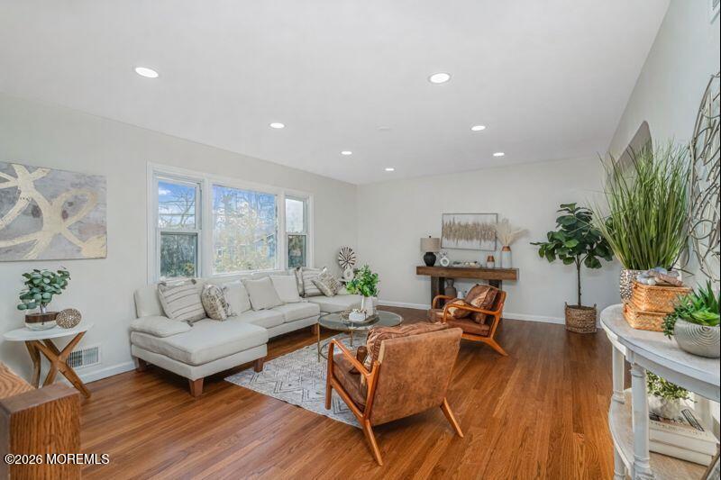 540 Ensign Avenue Image 4