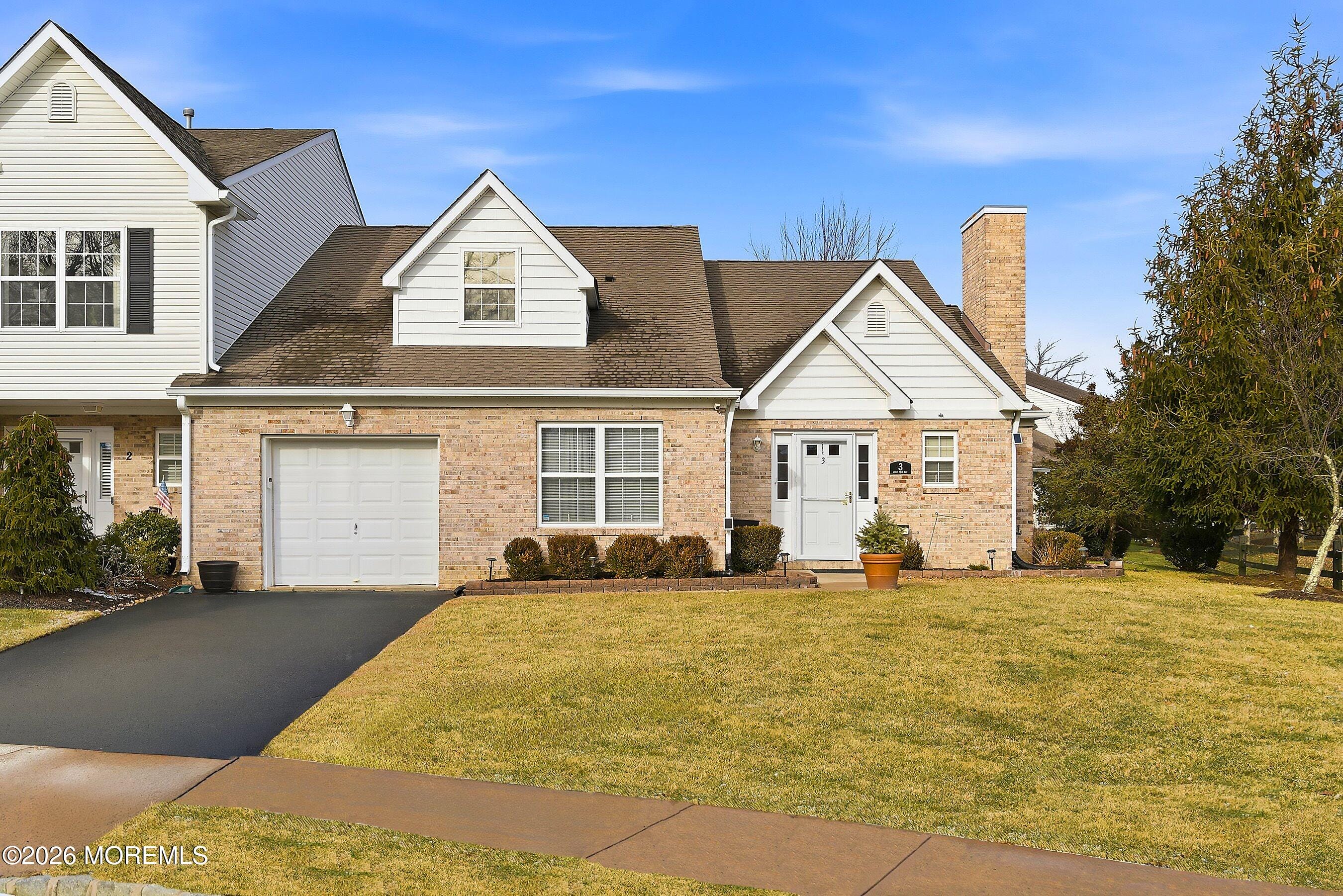 3 Lone Oak Way, Eatontown, NJ, 07724