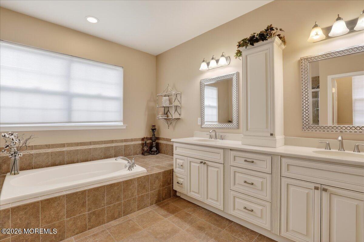 1 Barbour Court 1216, Old Bridge, NJ, 08857 image 28