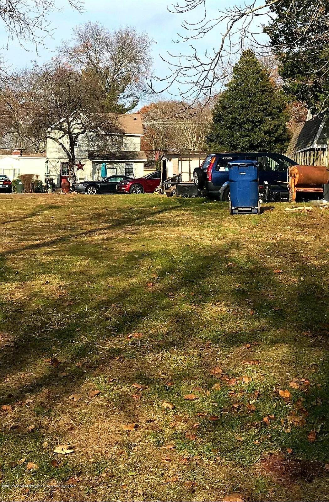 306 Roosevelt Avenue, Oakhurst, NJ, 07755