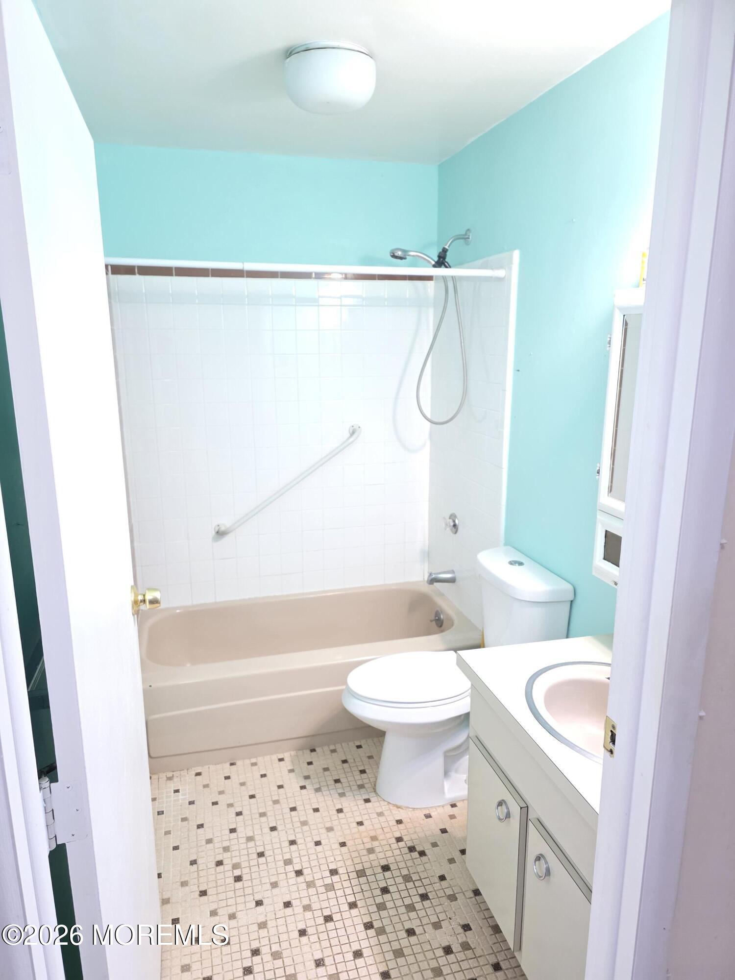 316 Coventry Court E, Lakewood, NJ, 08701 image 7