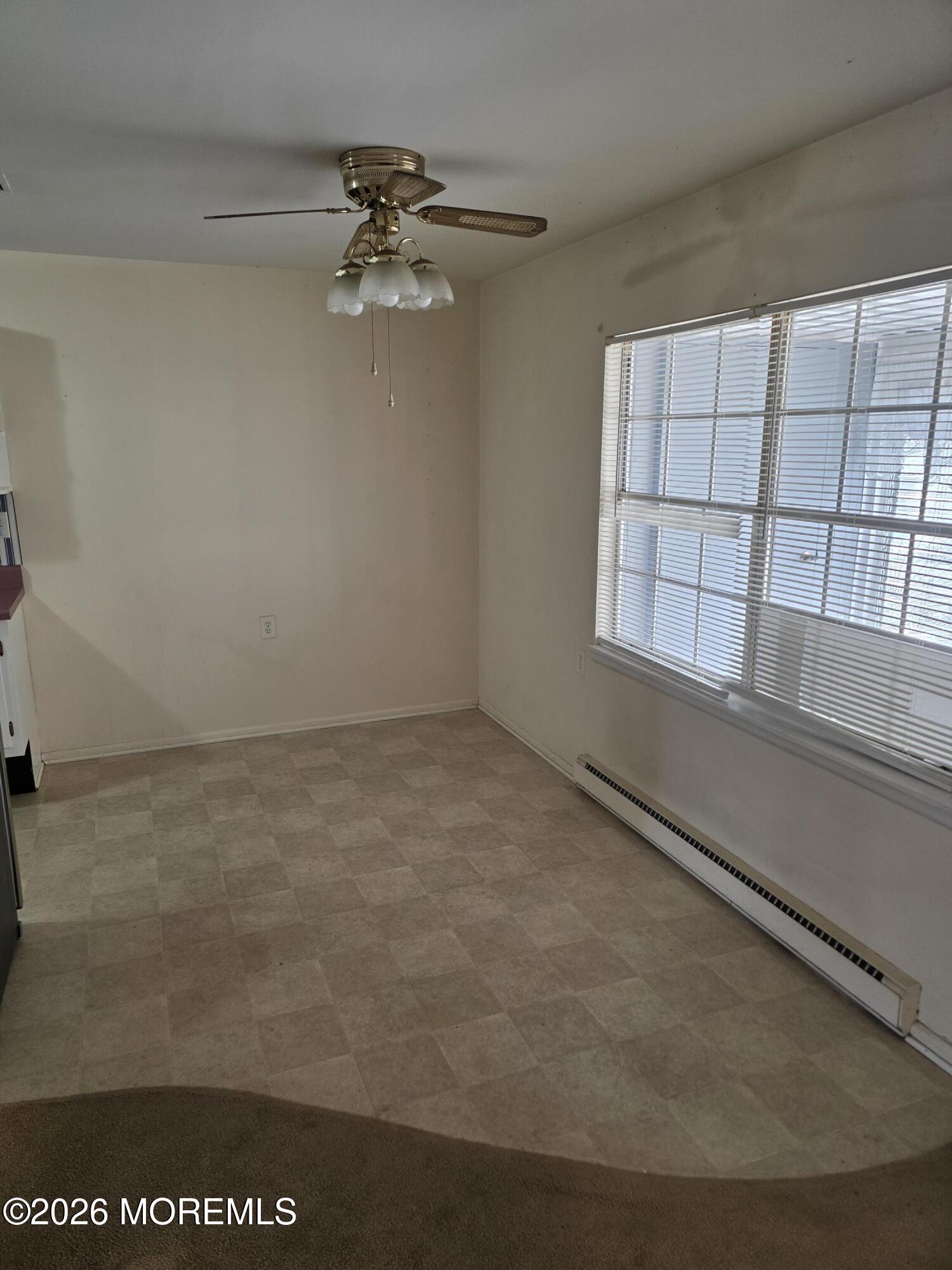 316 Coventry Court E Image 4