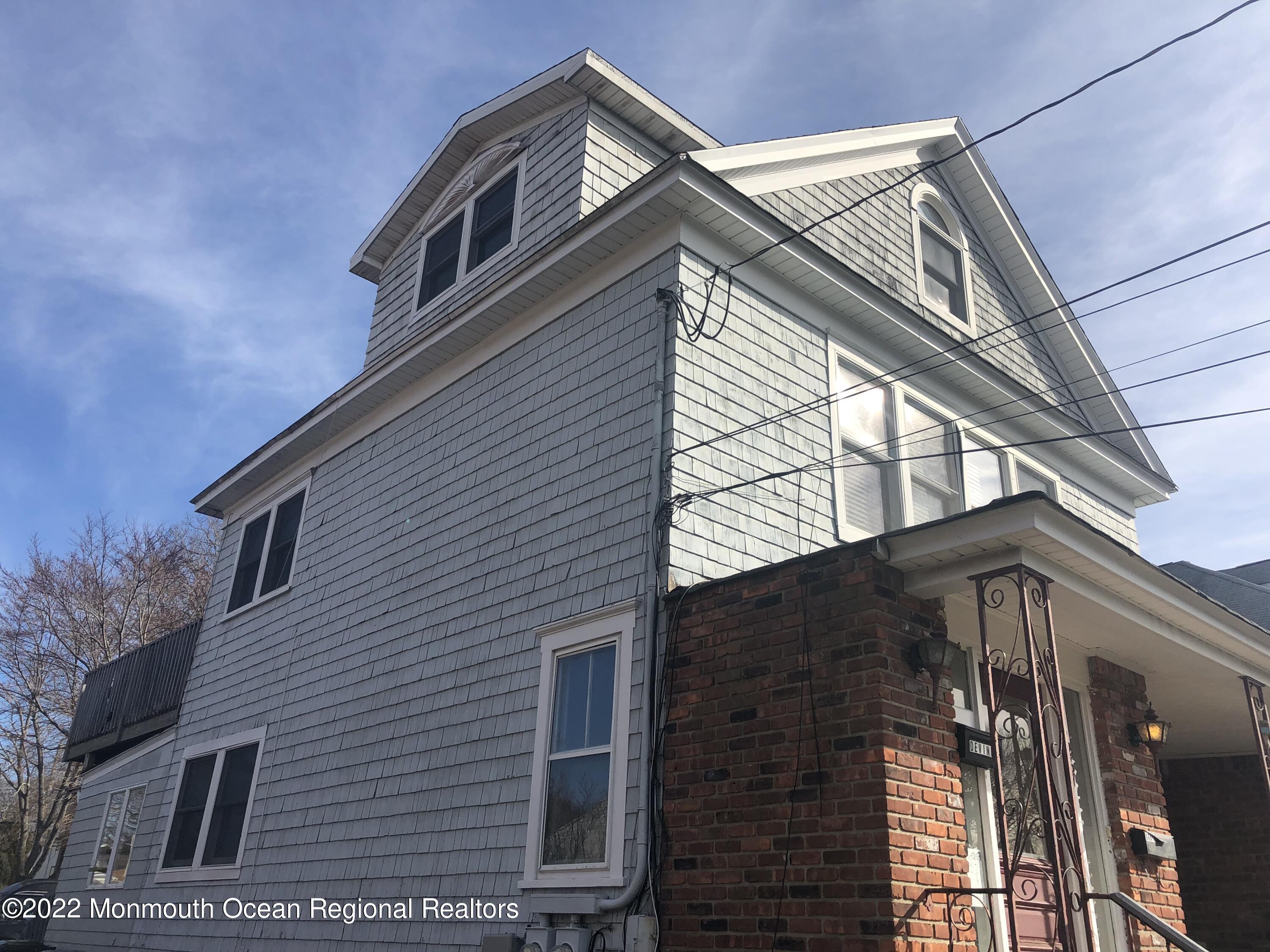 267 Roosevelt Avenue Image 2