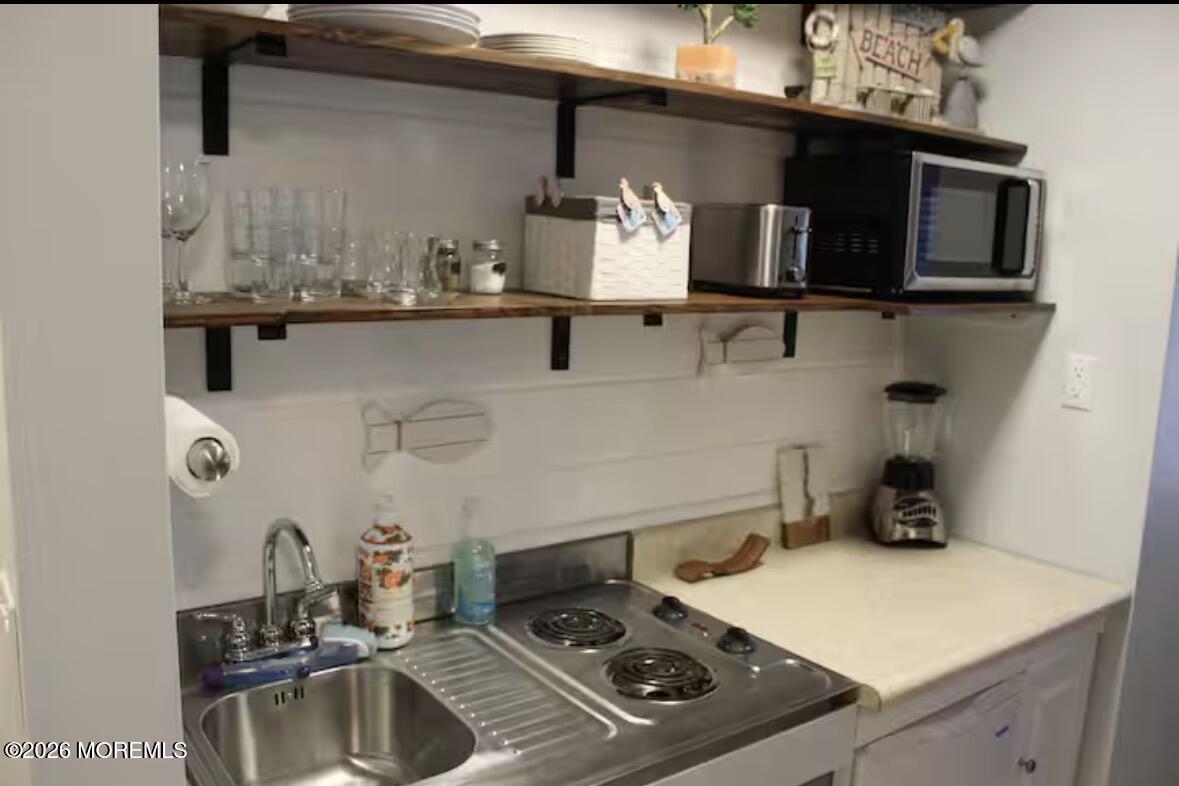 14 Bay Boulevard 6 Image 3