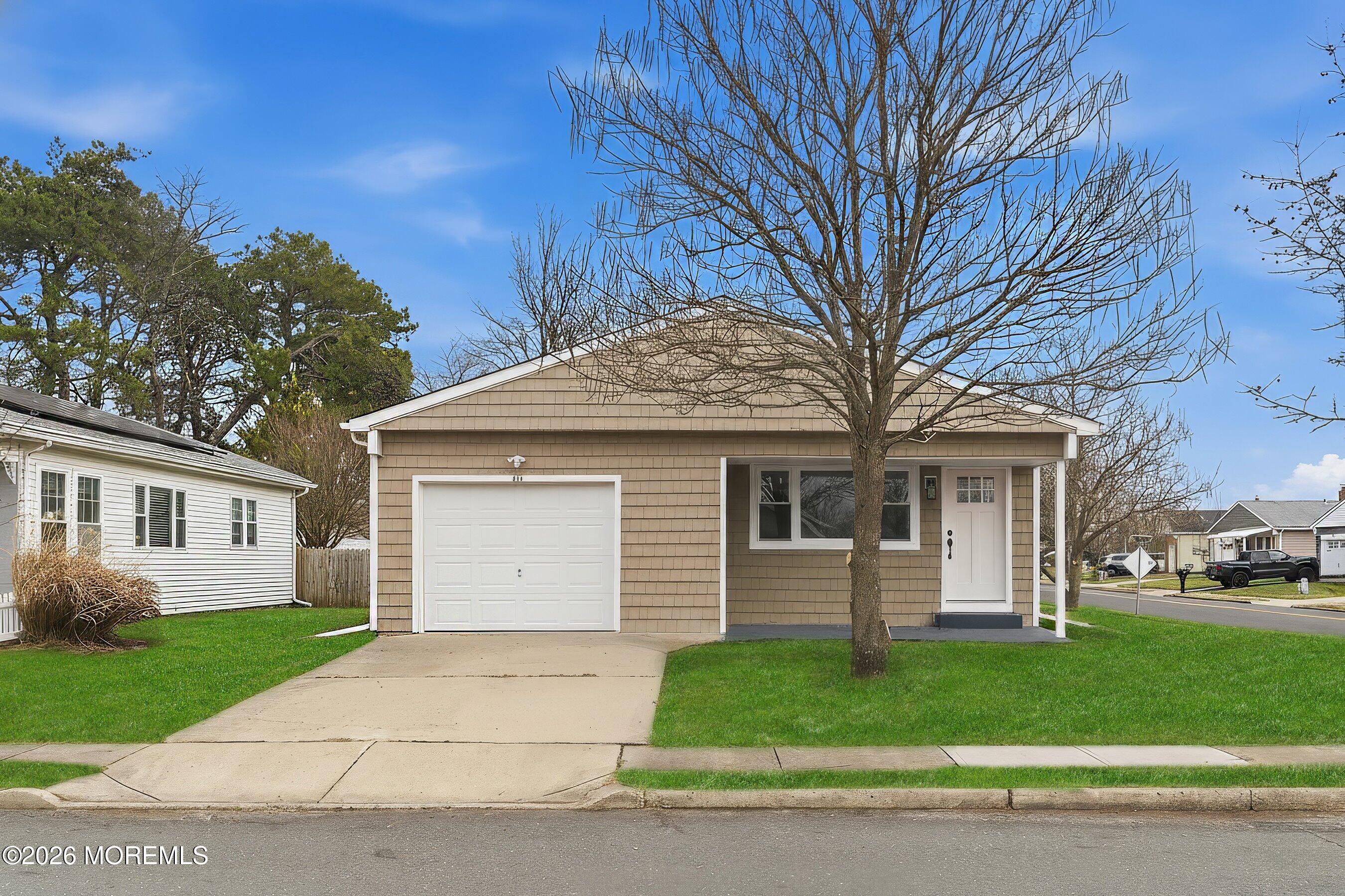 139 Torrey Pines Drive, Toms River, NJ, 08757