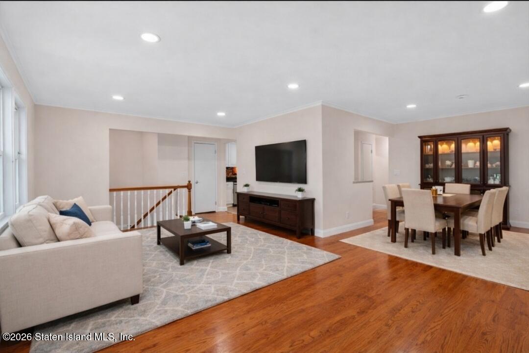 3542 Richmond Avenue Image 2