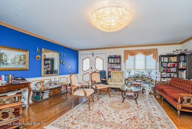 872 Edgegrove Avenue Image 2