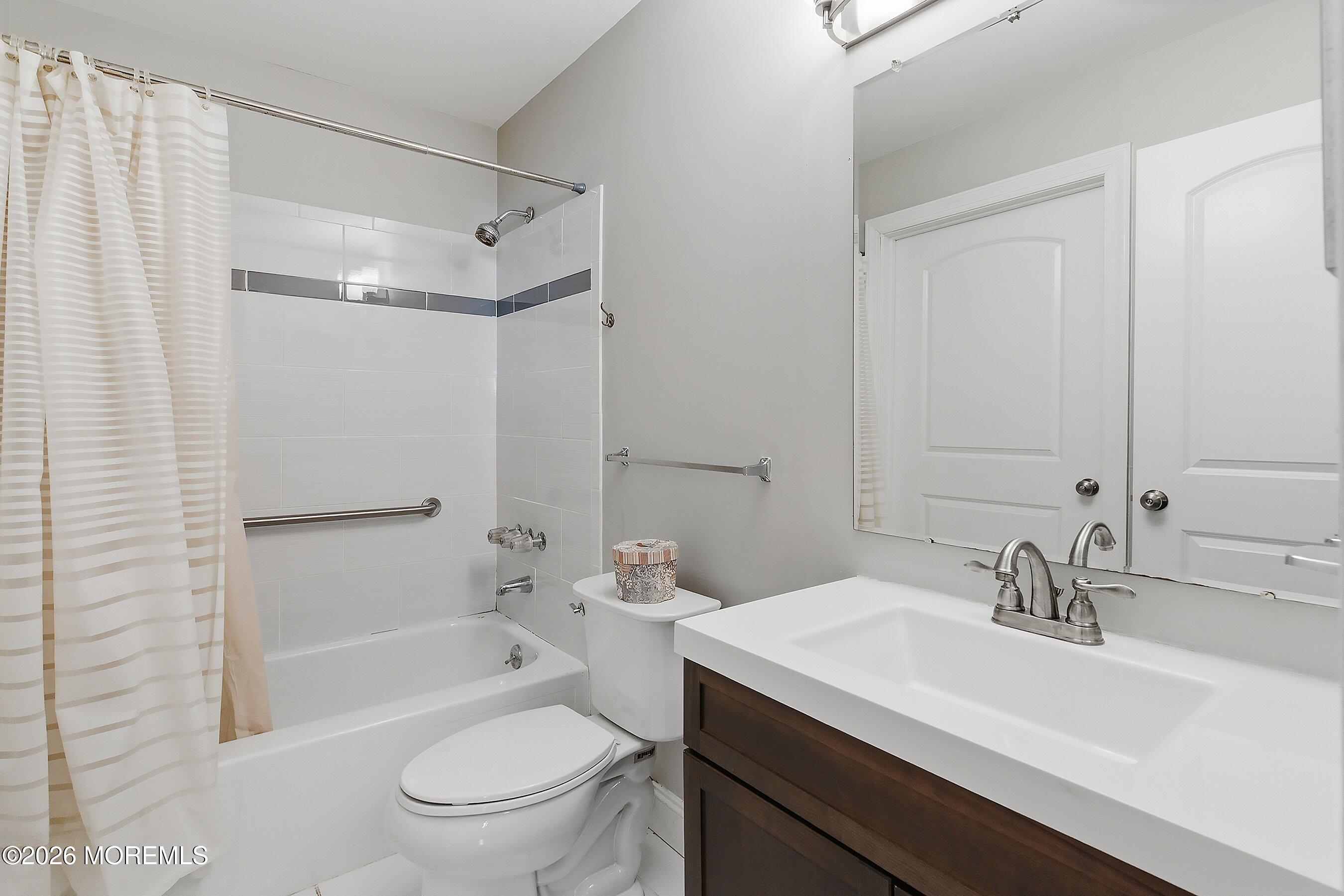 22D Carnation Drive, Lakewood, NJ, 08701 image 11