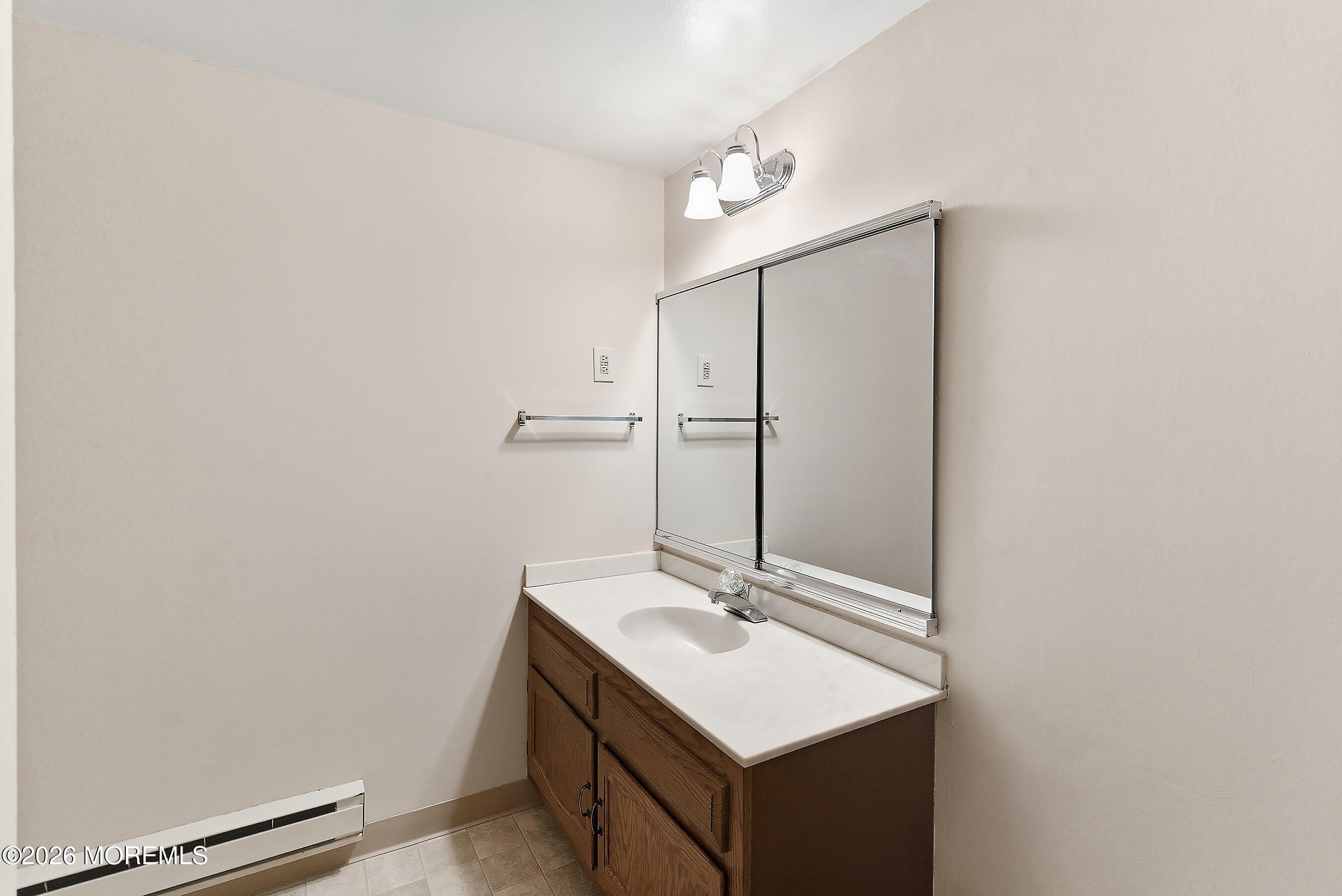 412C Oxford Lane 412C, Monroe, NJ, 08831 image 24