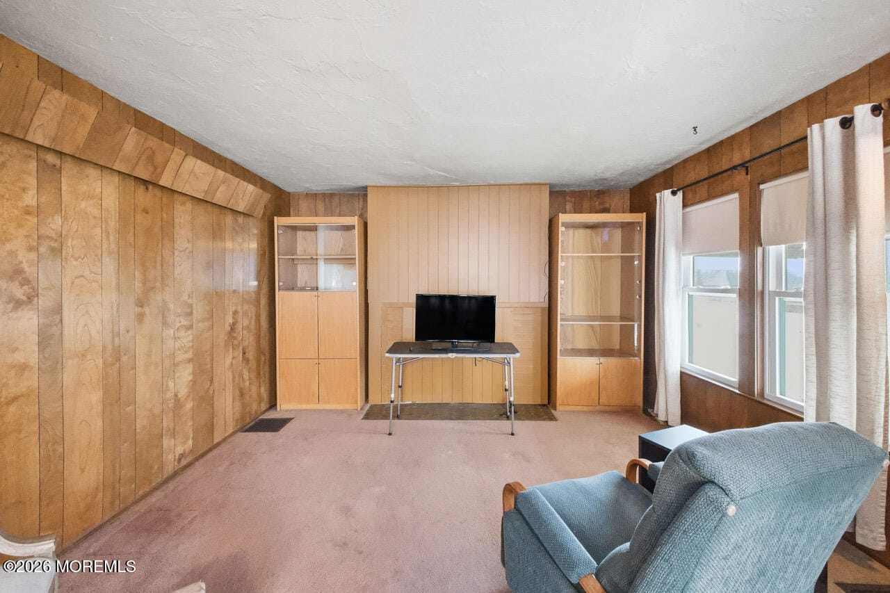 203 Neptune Boulevard Image 4