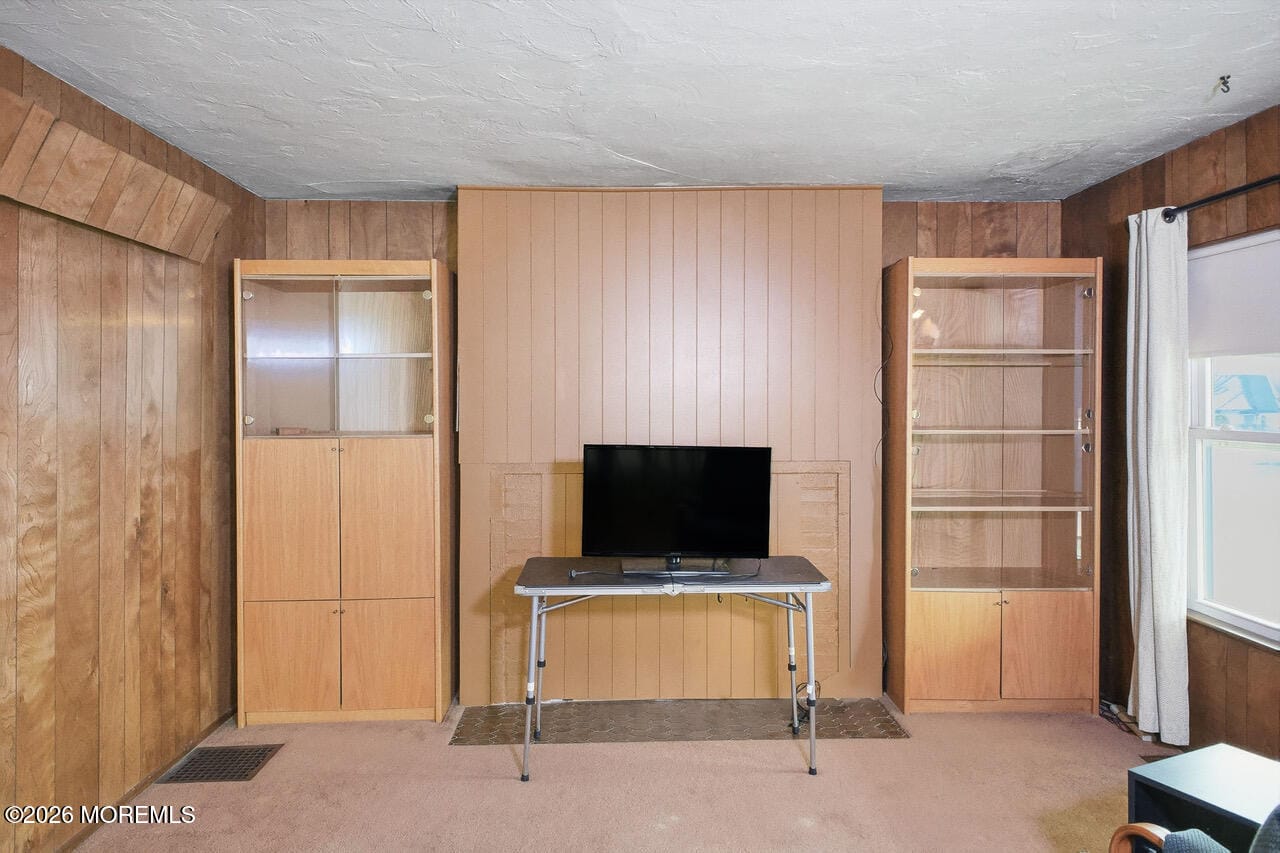 203 Neptune Boulevard Image 5