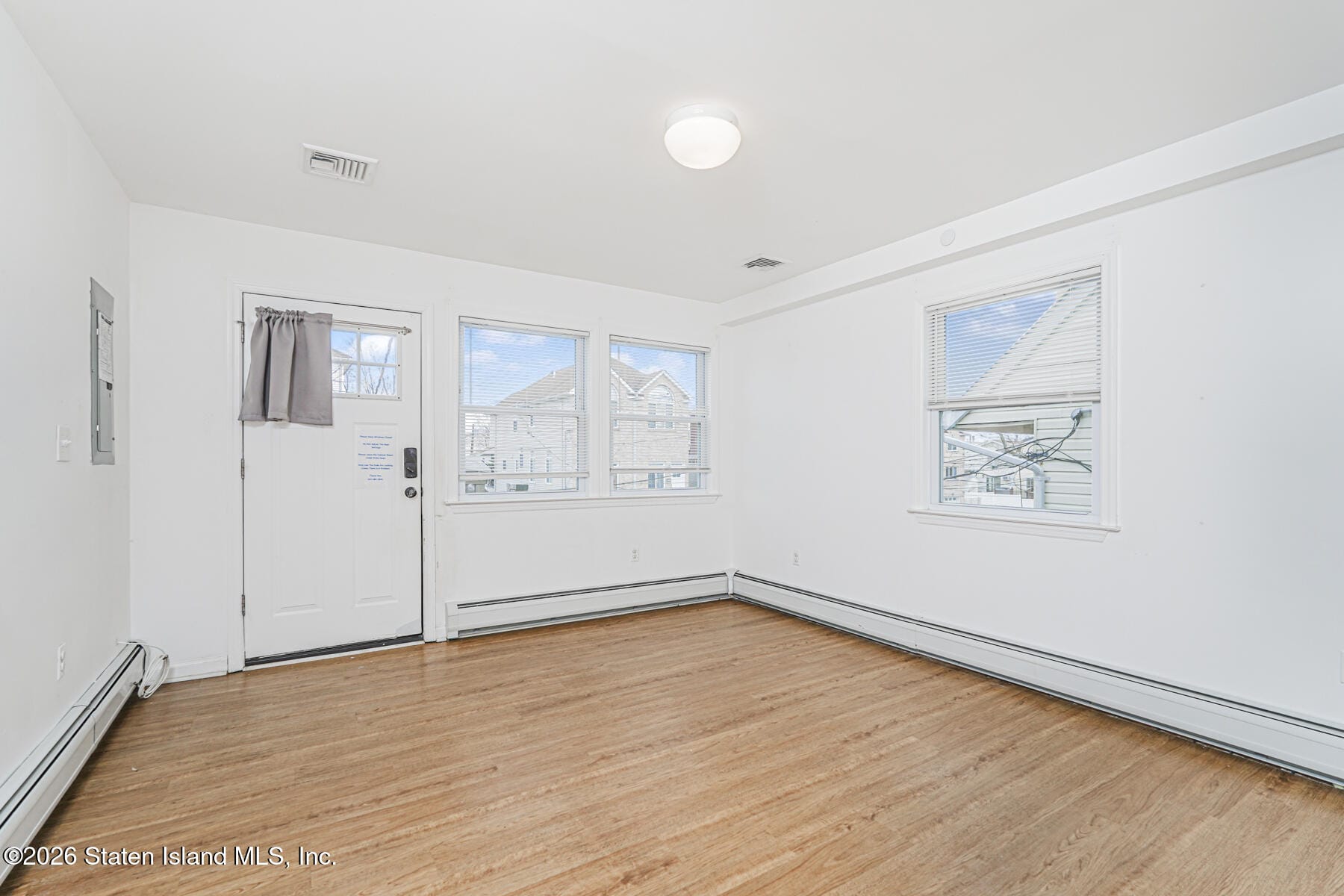 107 Baden Place Image 5