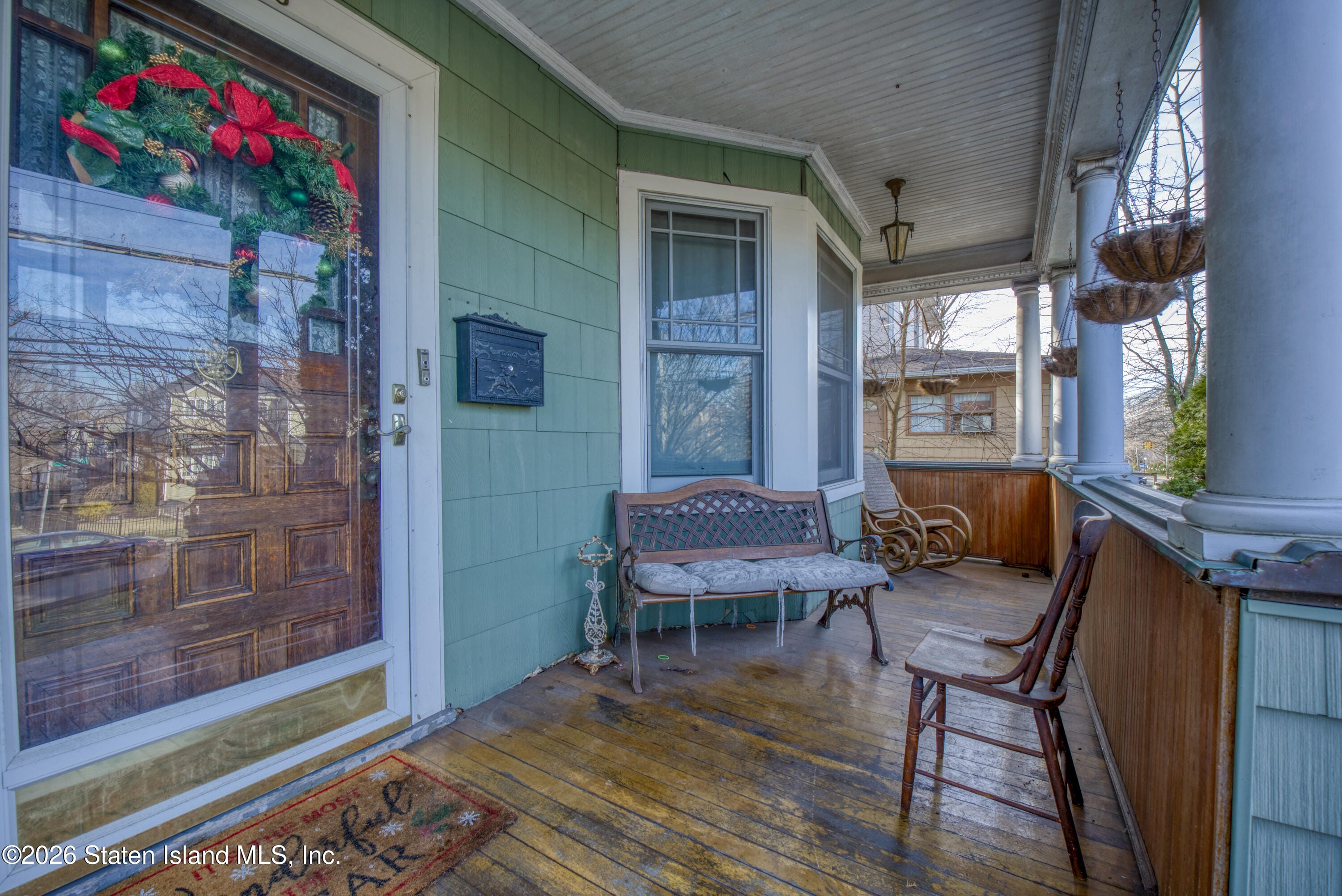 1046 Forest Avenue Image 3
