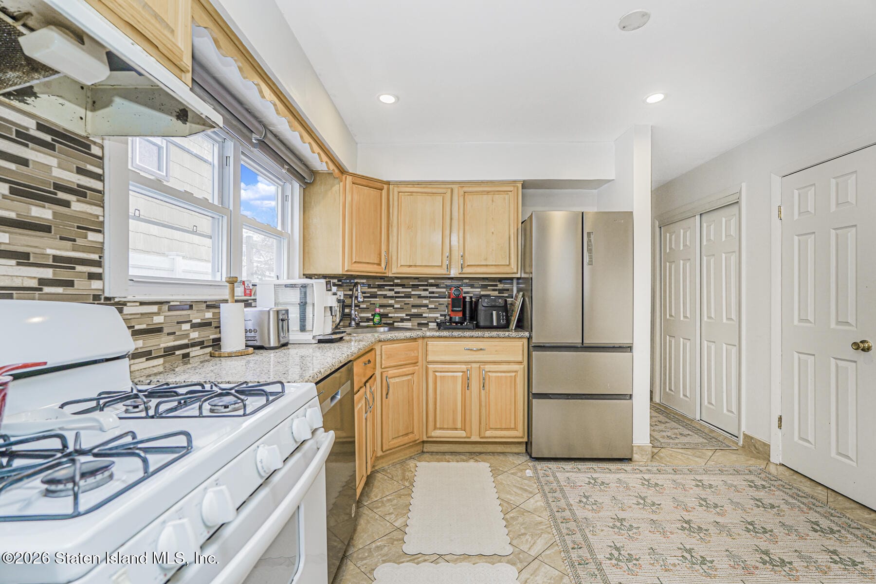 20 Cameron Avenue, Staten Island, NY, 10305 image 25