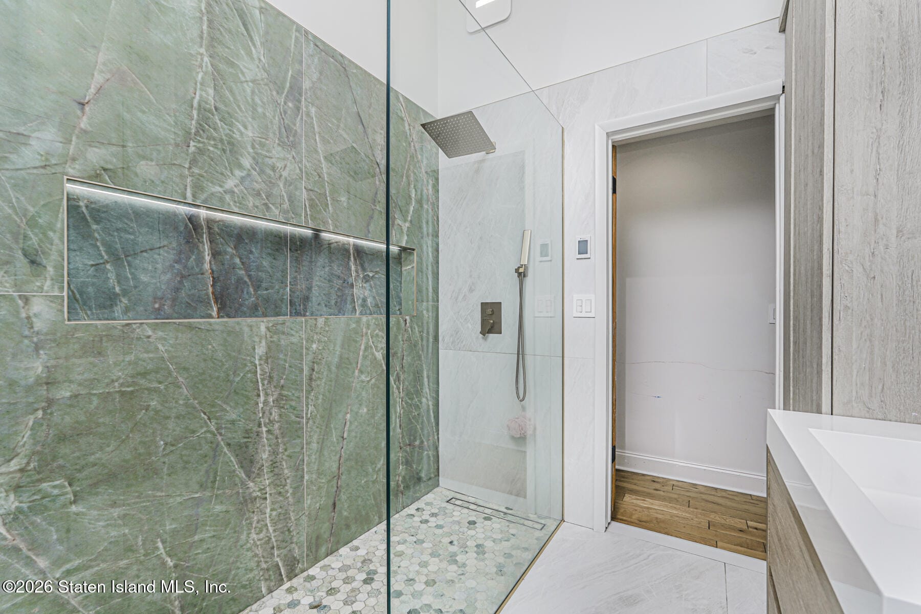 20 Cameron Avenue, Staten Island, NY, 10305 image 12