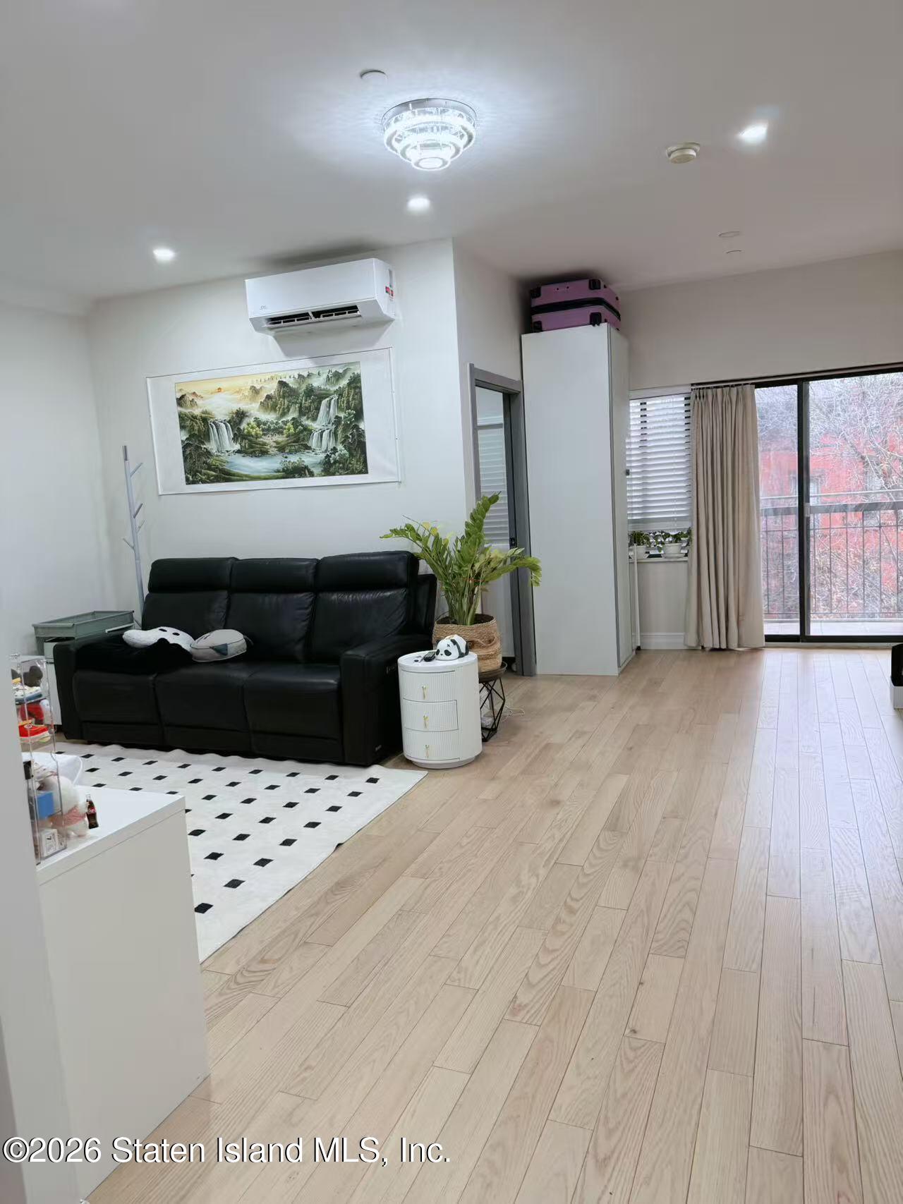 422 49th Street 3f Image 2