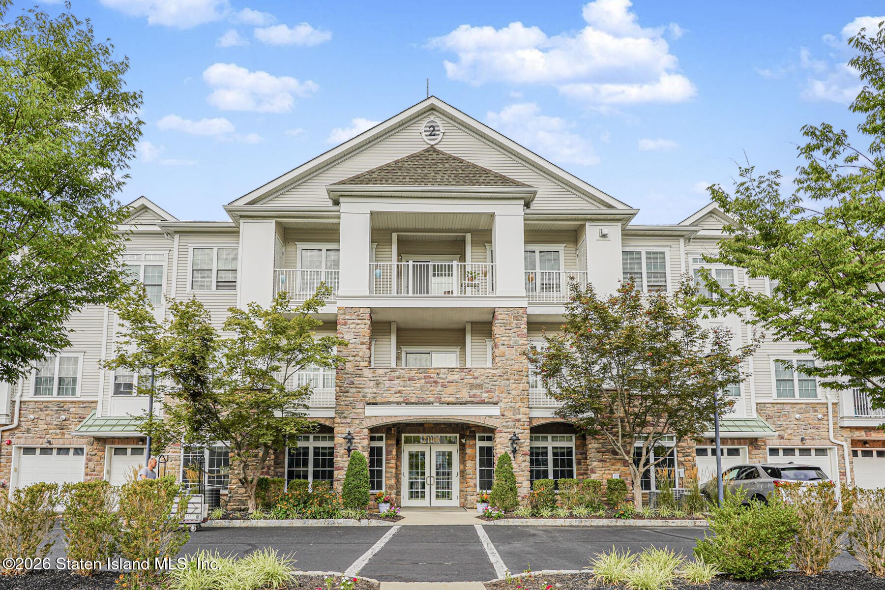 2327 Falston Circle Image 2