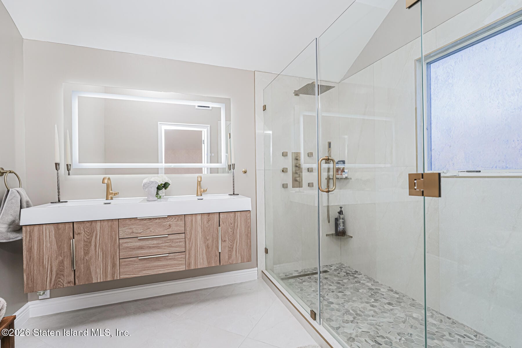 65 Comfort Court, Staten Island, NY, 10312 image 13