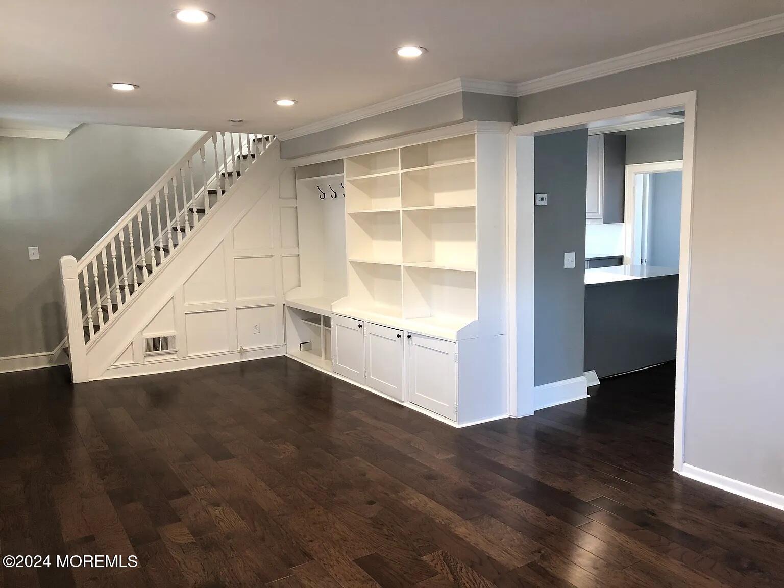 84 W Sunset Avenue Image 2