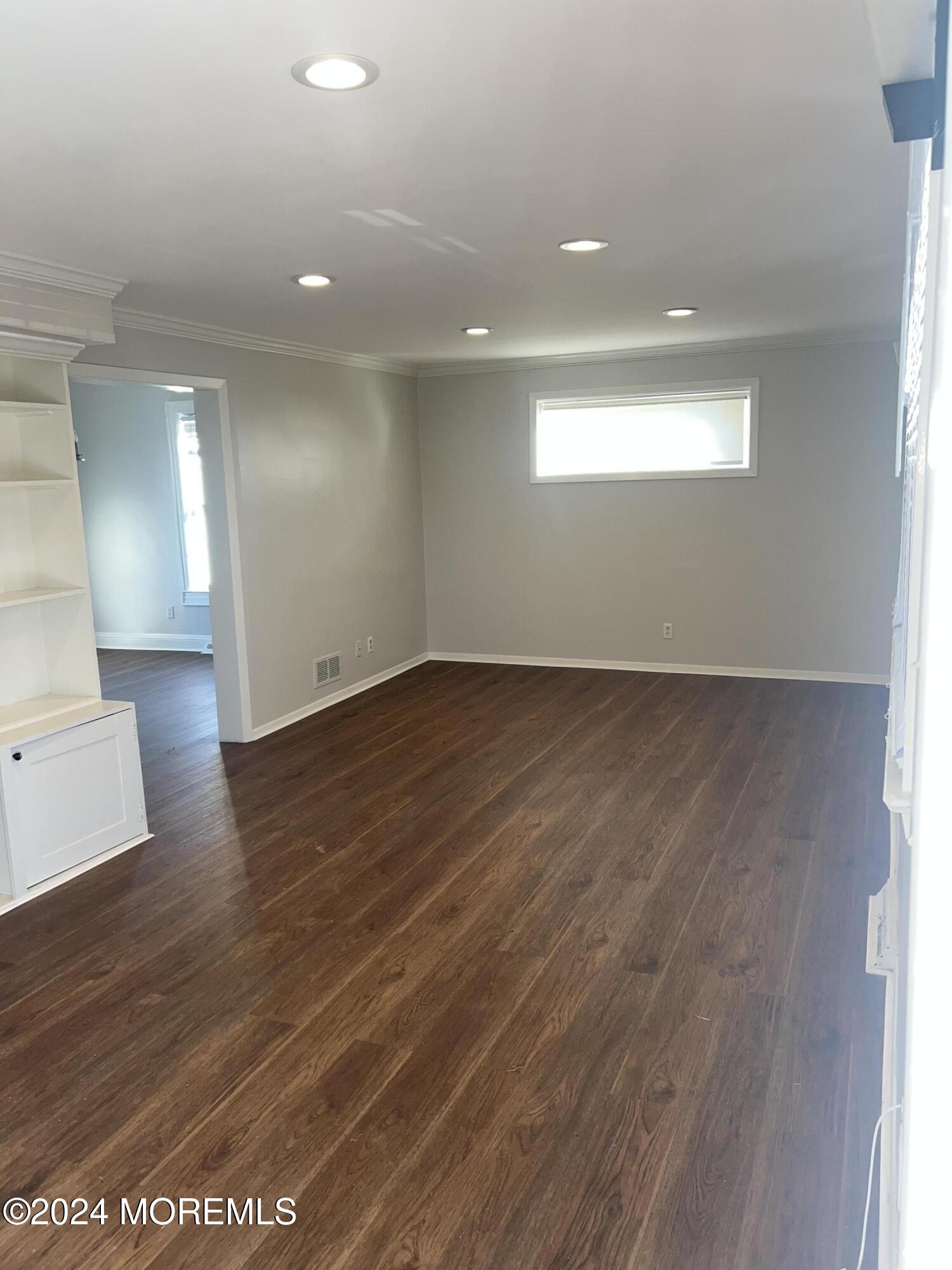 84 W Sunset Avenue Image 3