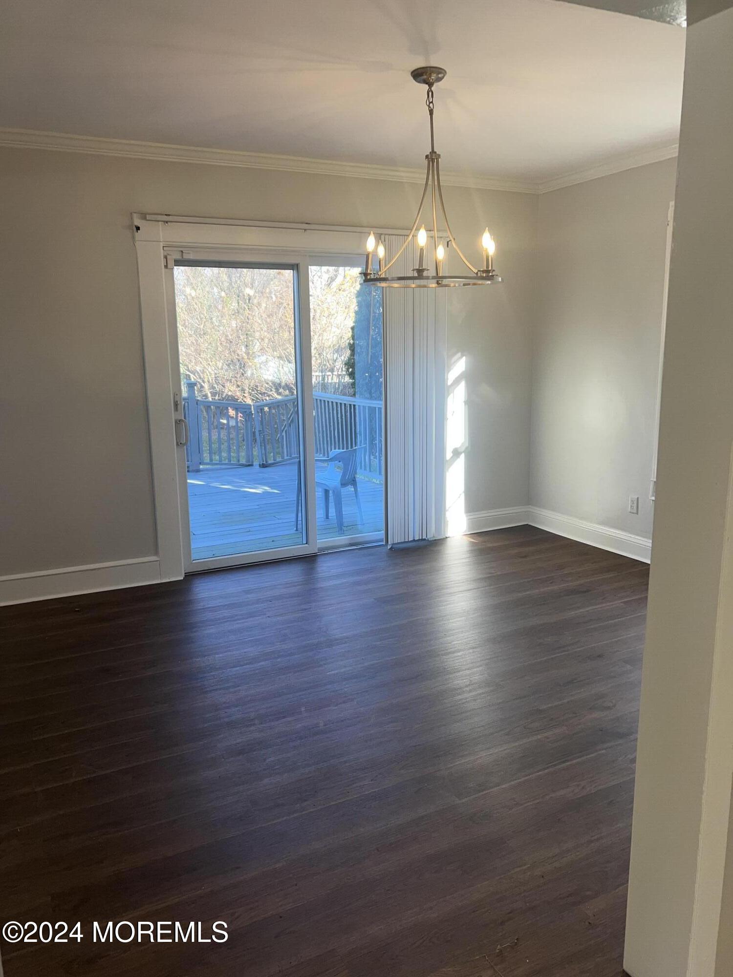 84 W Sunset Avenue Image 4