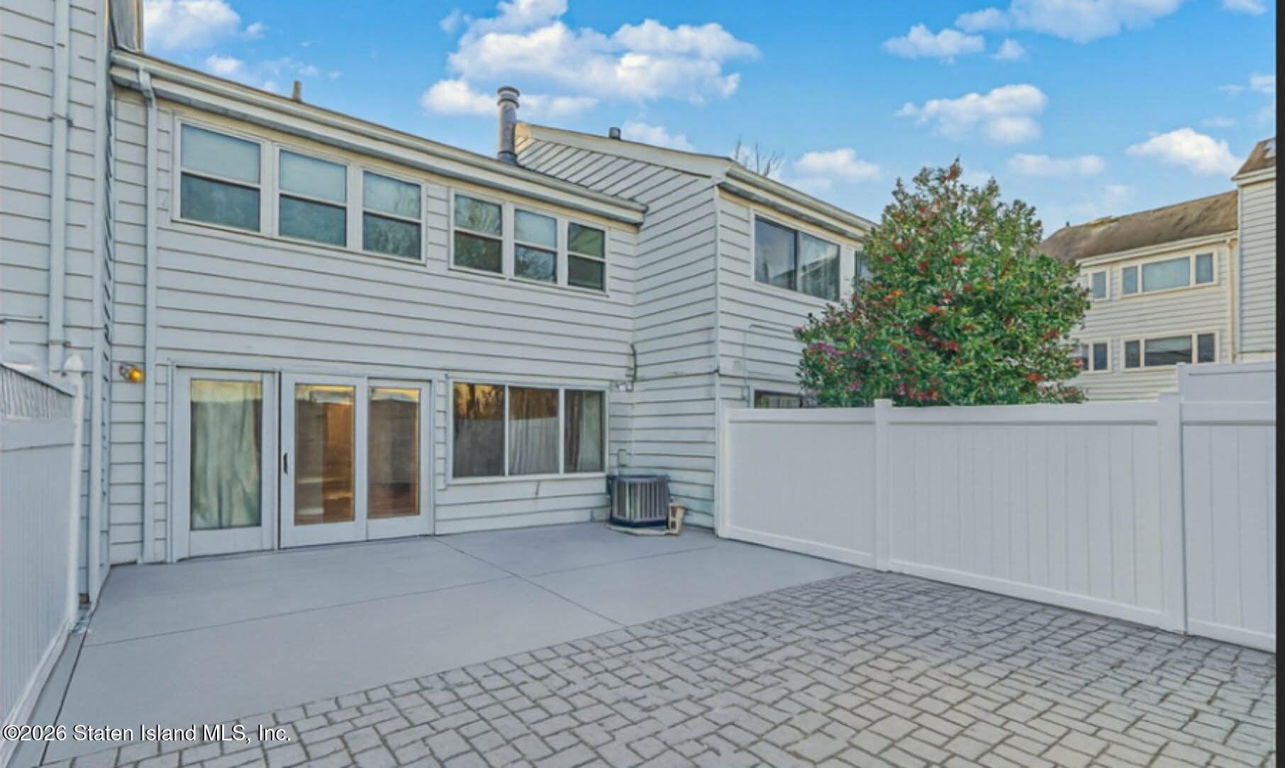 112 Hampton Green, Staten Island, NY, 10312 image 20