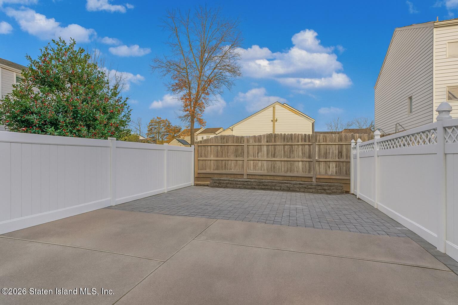 112 Hampton Green, Staten Island, NY, 10312 image 21