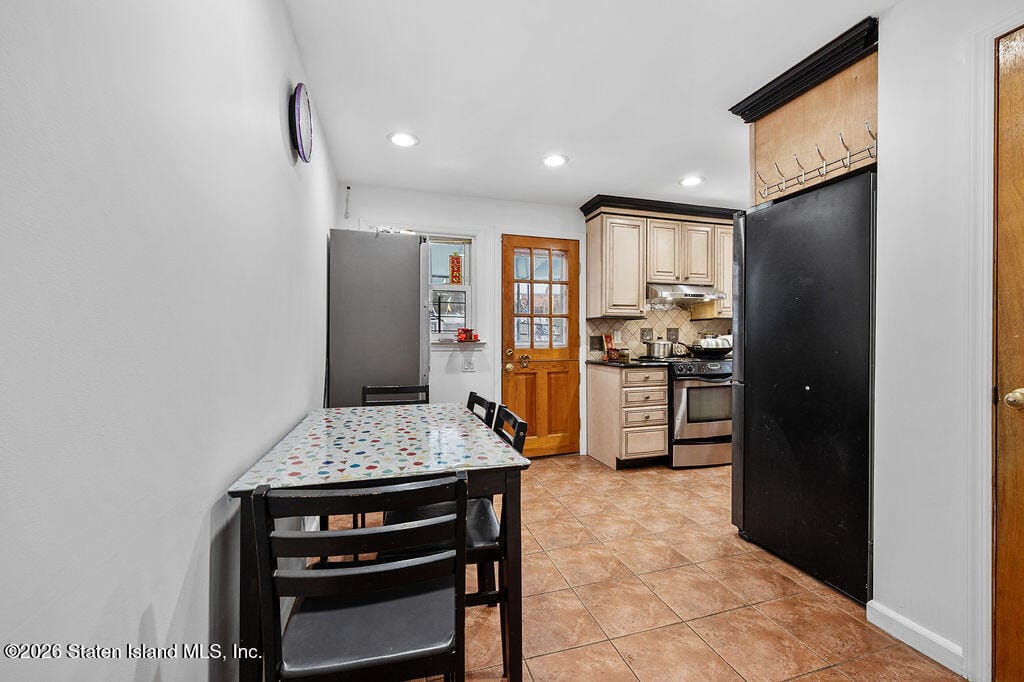 350 Hylan Boulevard, Staten Island, NY, 10305 image 8