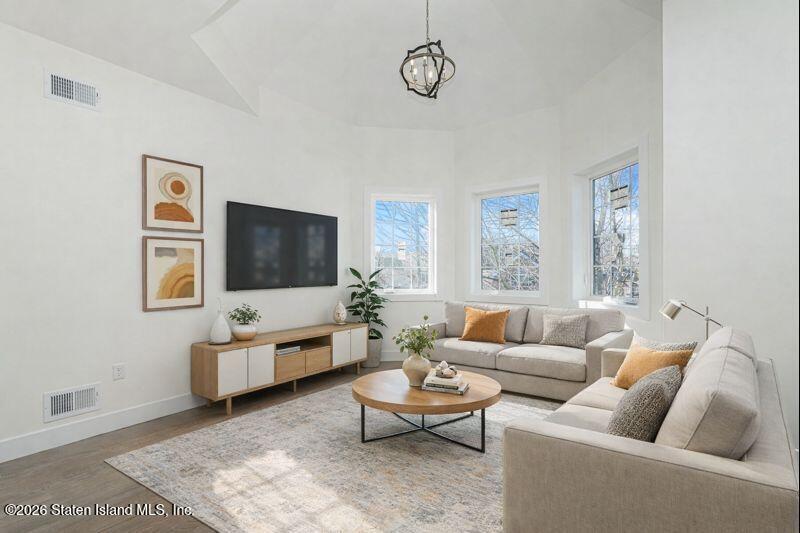 197 Finlay Street Image 5