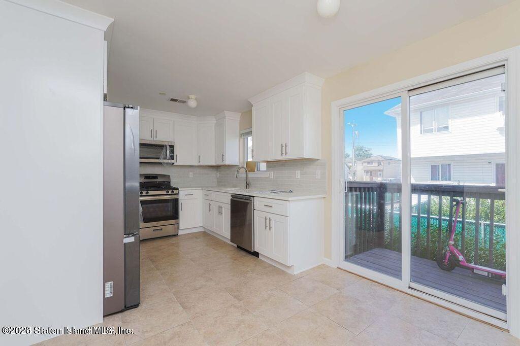 215 Van Name Avenue B Image 3