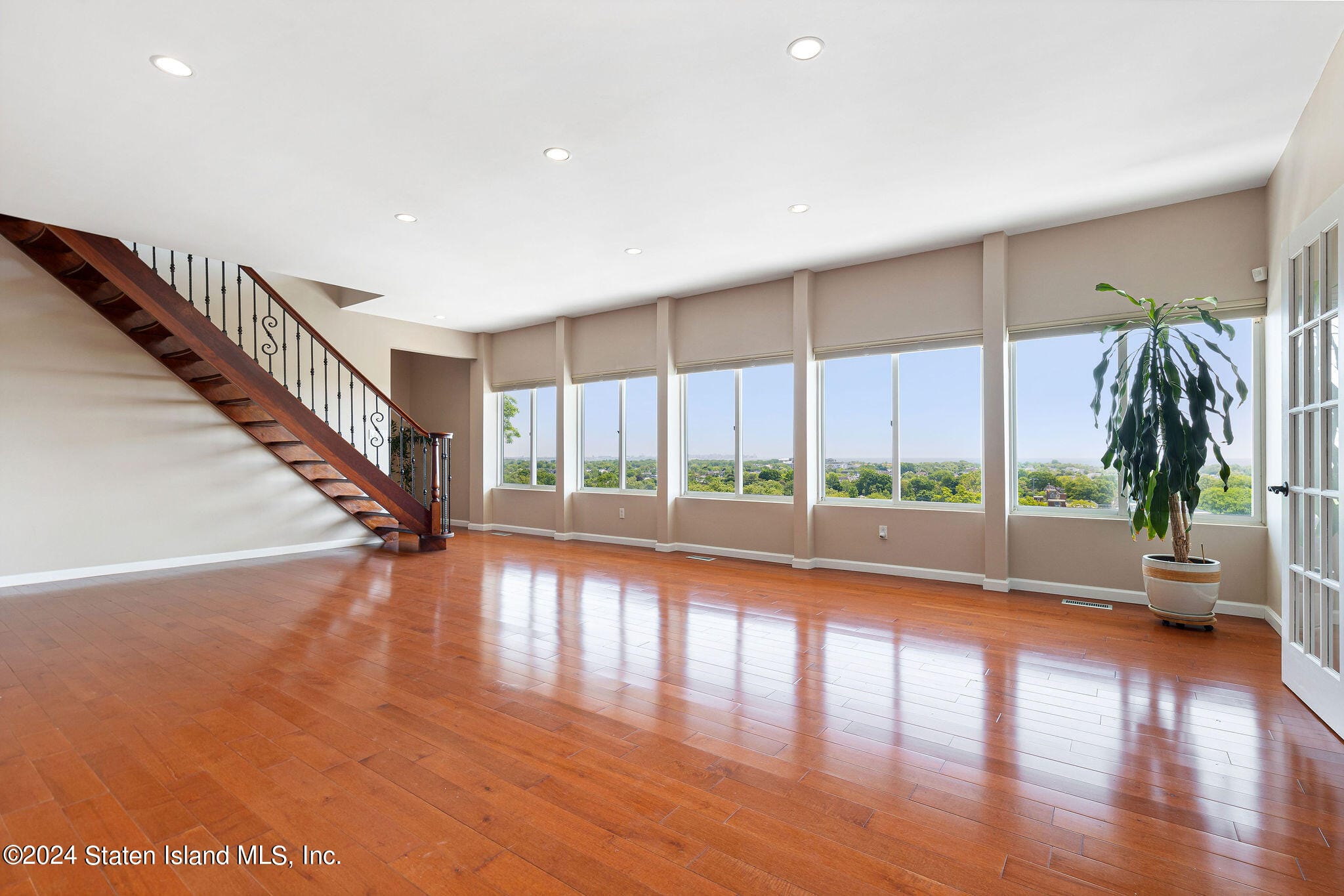 90 Flagg Place, Staten Island, NY, 10304 image 35