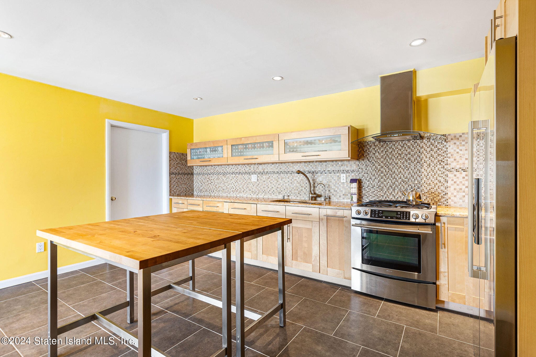 90 Flagg Place, Staten Island, NY, 10304 image 46