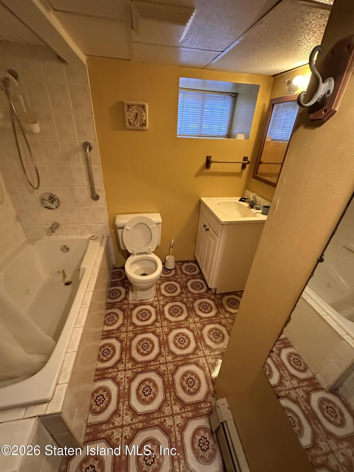 84 Crafton Avenue 2, Staten Island, NY, 10314 image 29