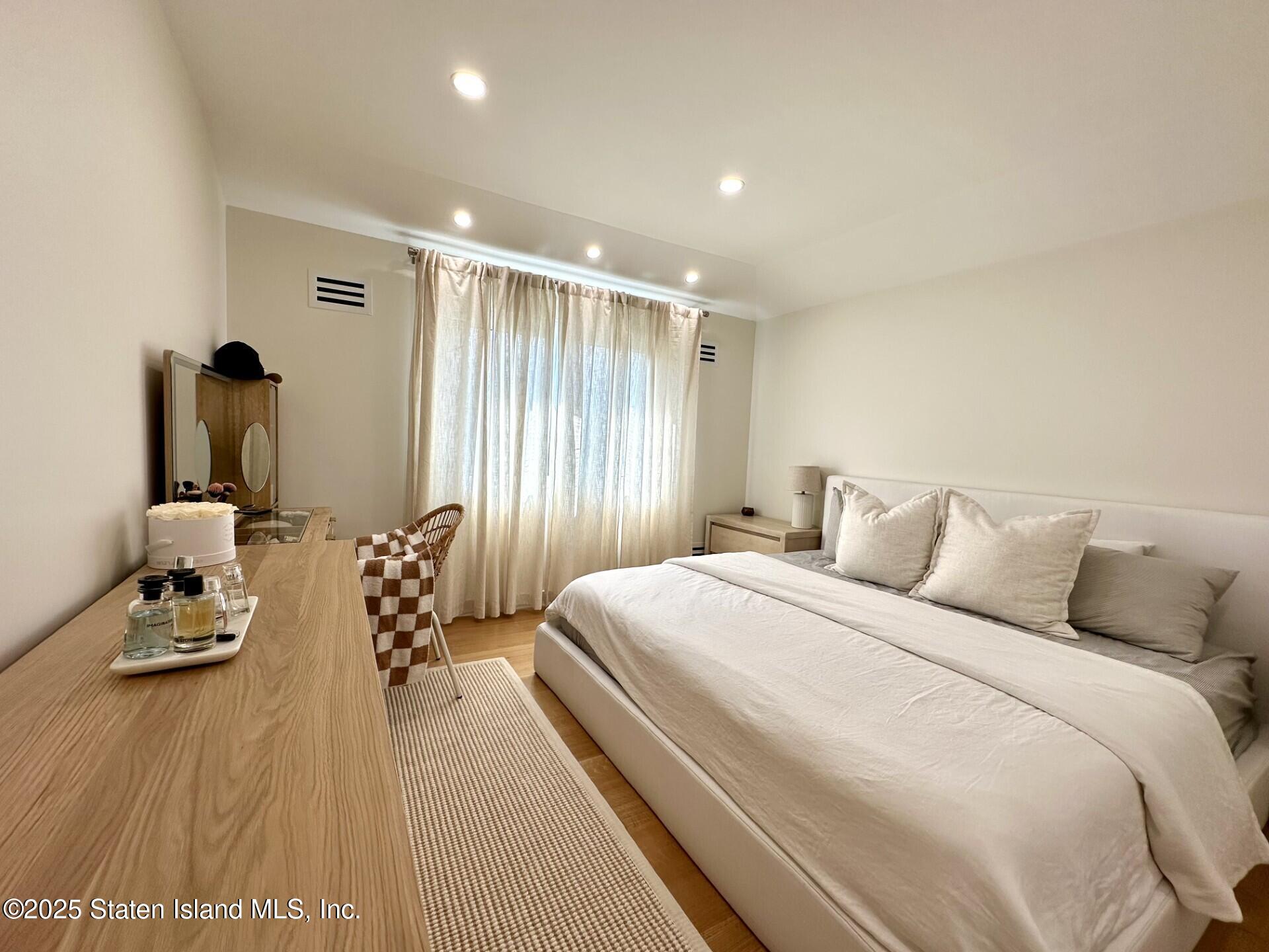 33 Gower Street, Staten Island, NY, 10314 image 35