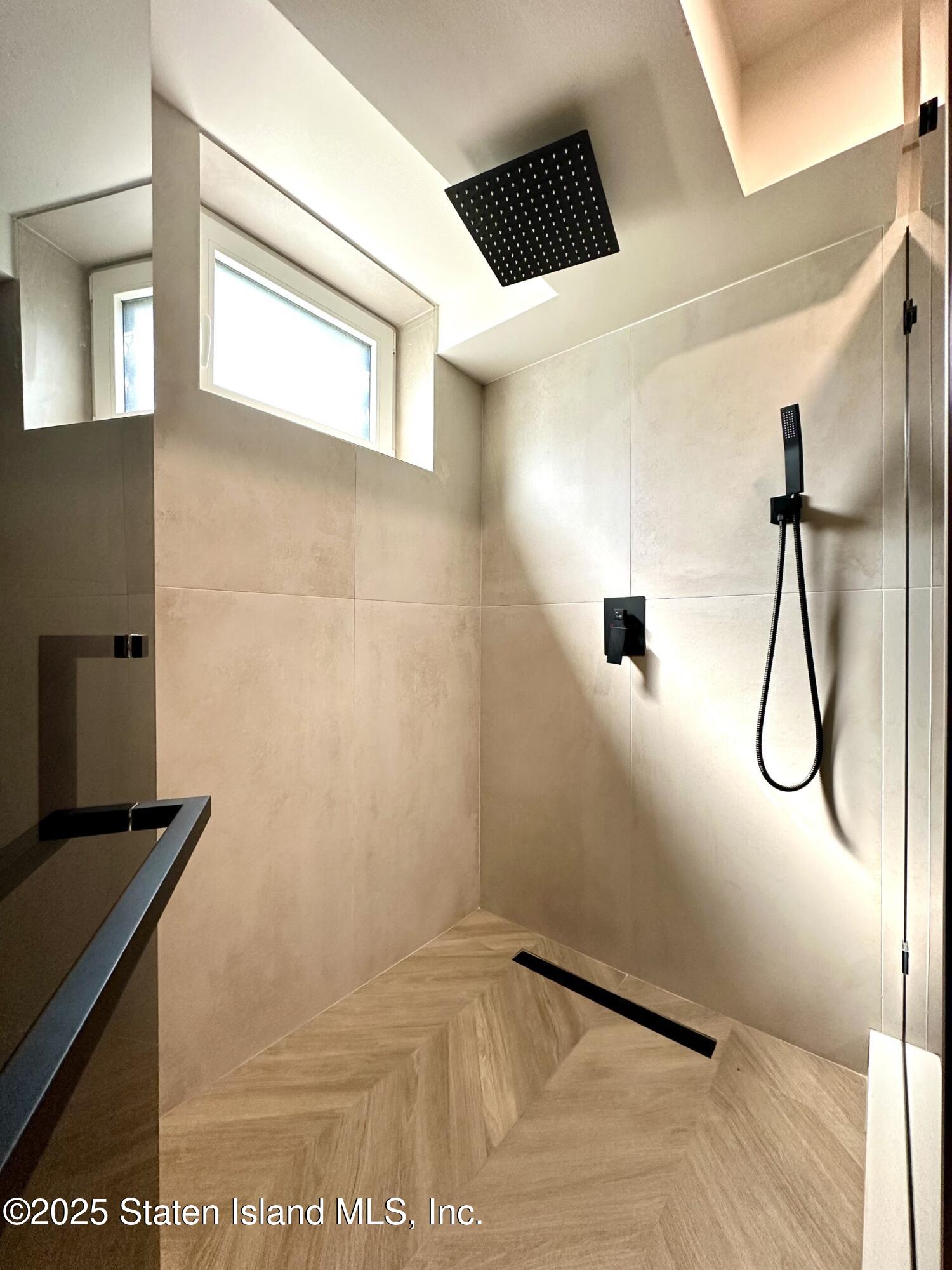 33 Gower Street, Staten Island, NY, 10314 image 42