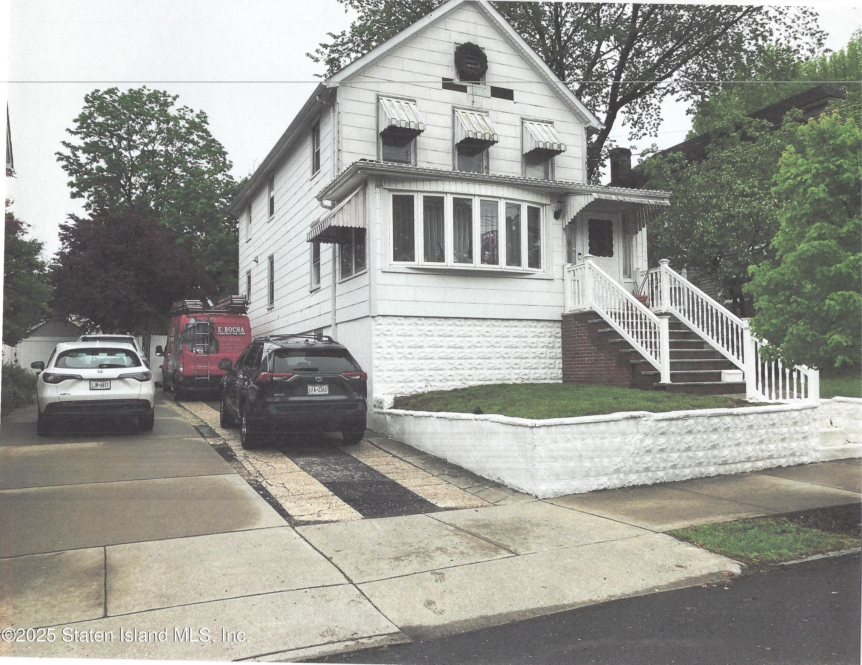 233 Fisher Avenue Image 2
