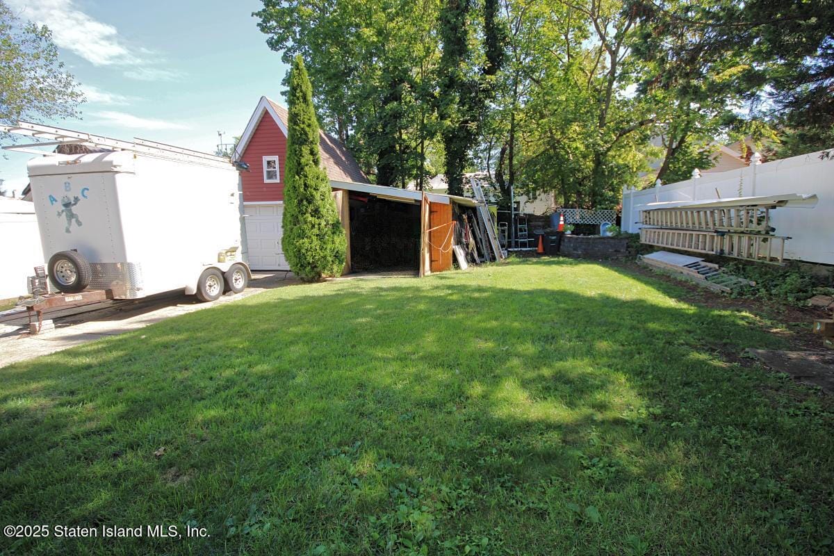 233 Fisher Avenue, Staten Island, NY, 10307 image 13