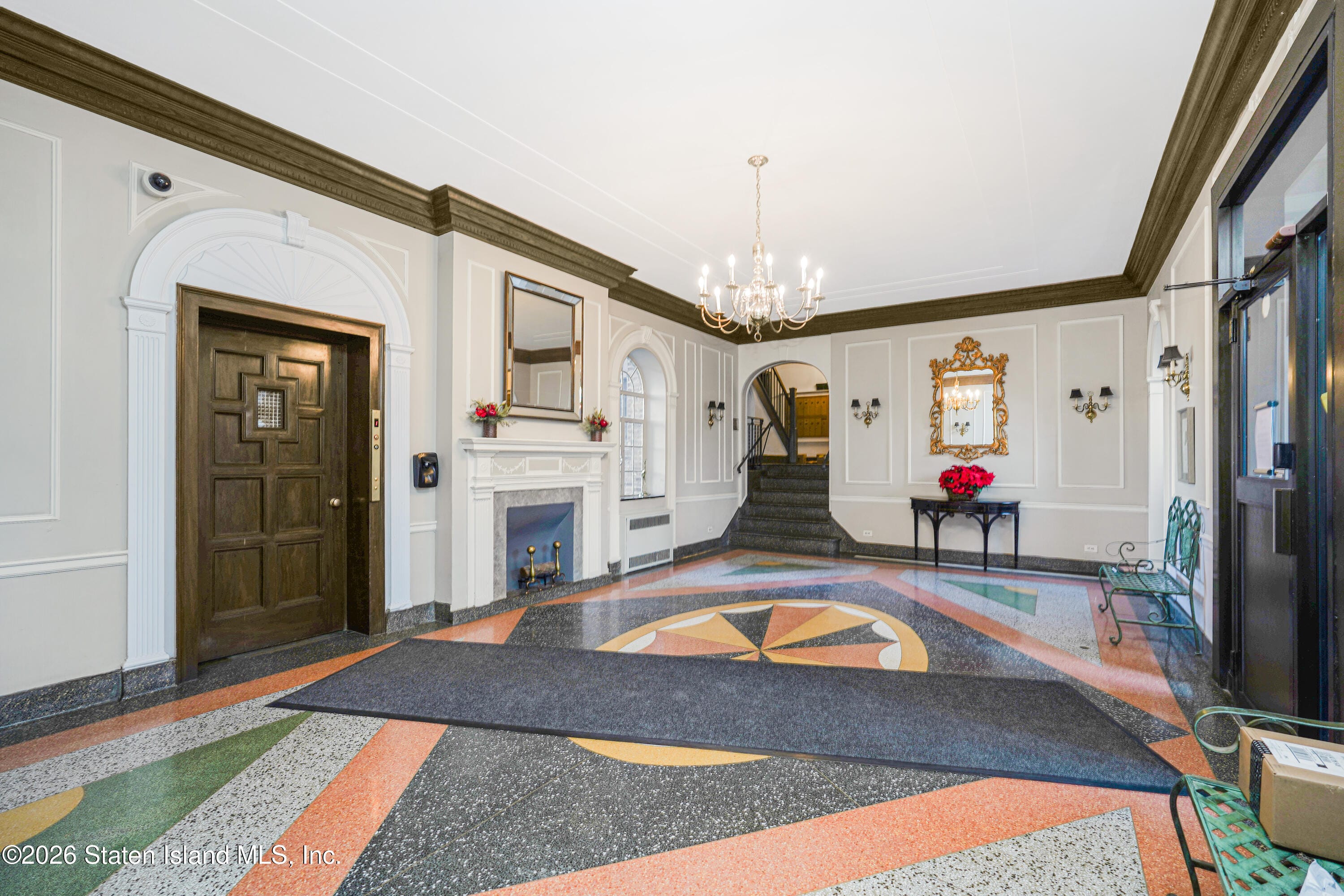 200 Hart Boulevard 1h Image 5