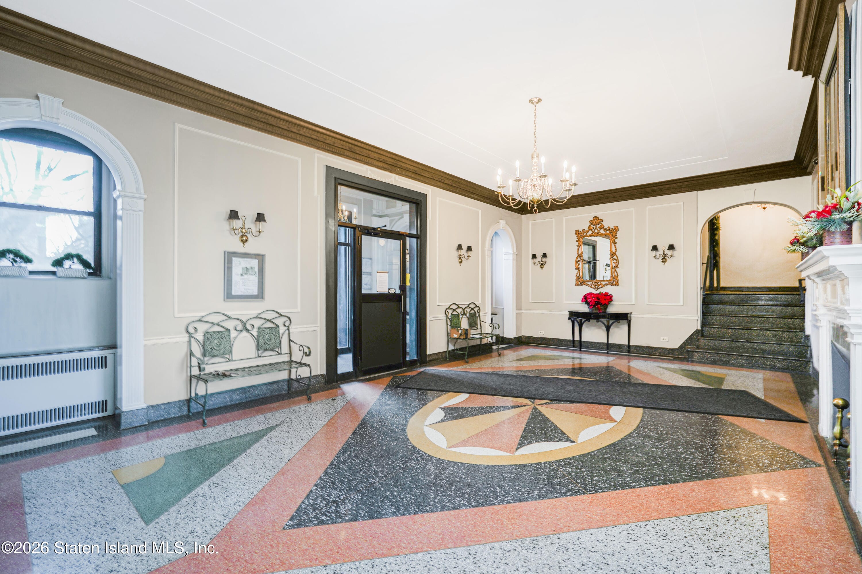 200 Hart Boulevard 1h Image 4