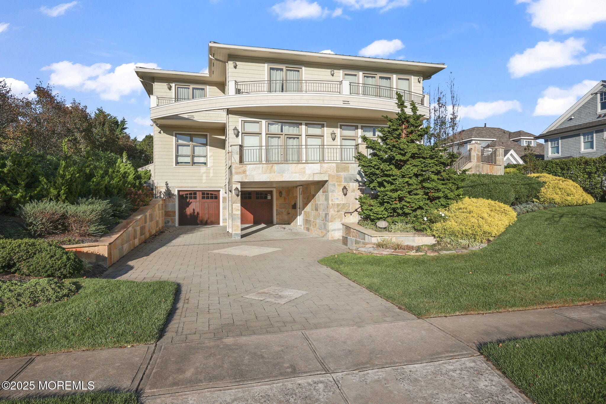 108 Howell Avenue Image 2