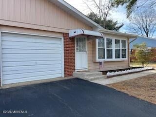 10 B Lexington Drive Image 3