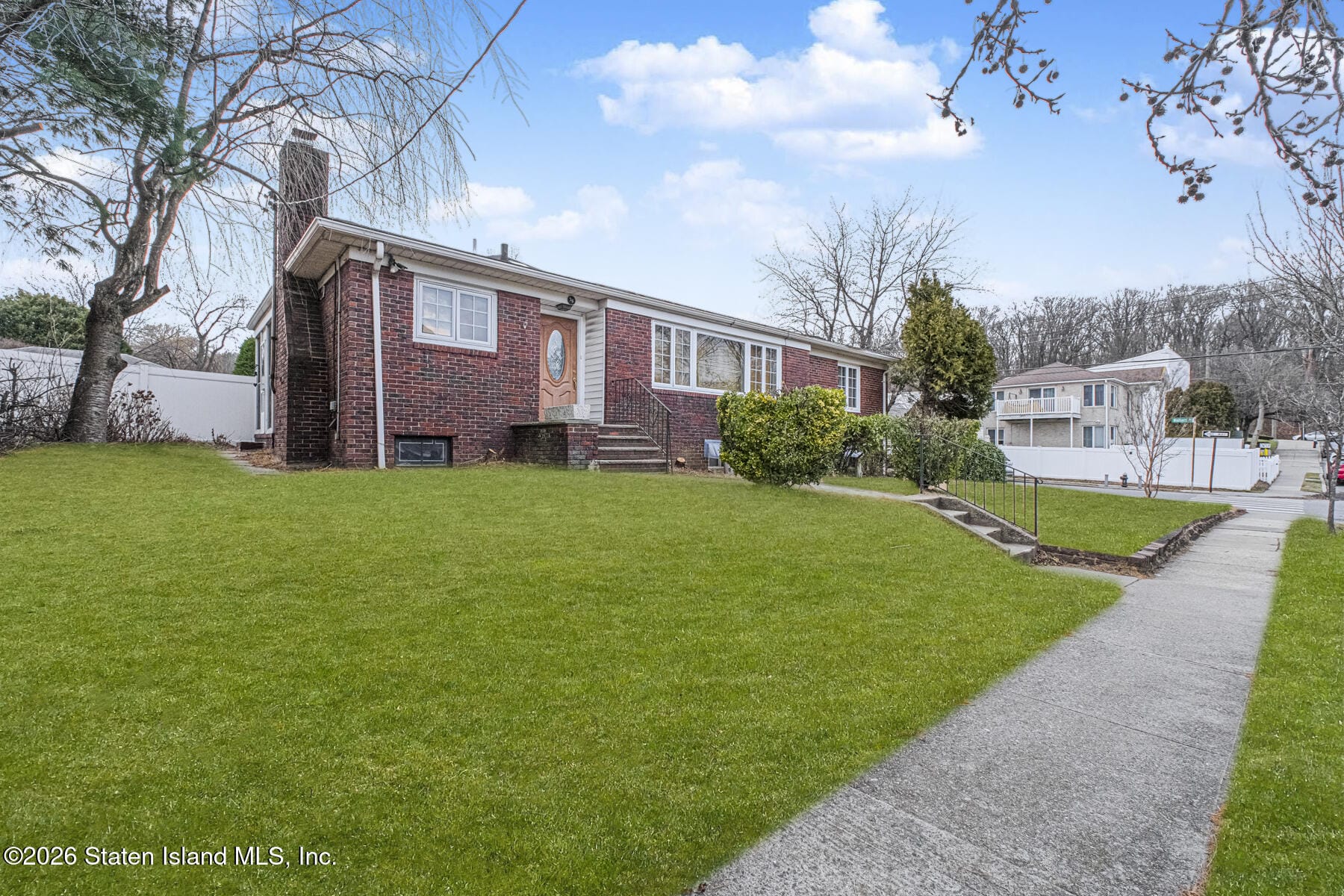 36 Albert Street Image 3