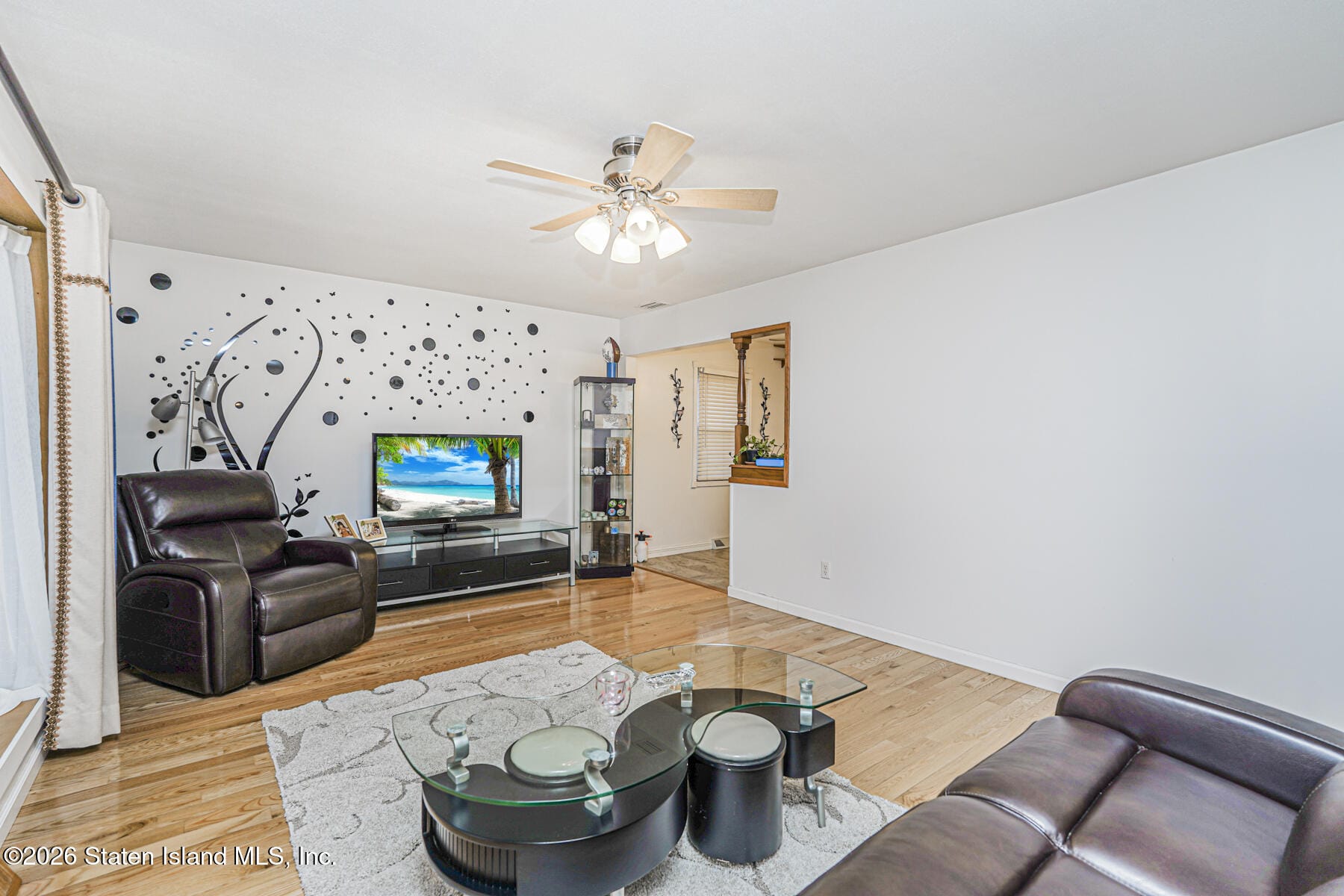 24 Frederick Street Image 2