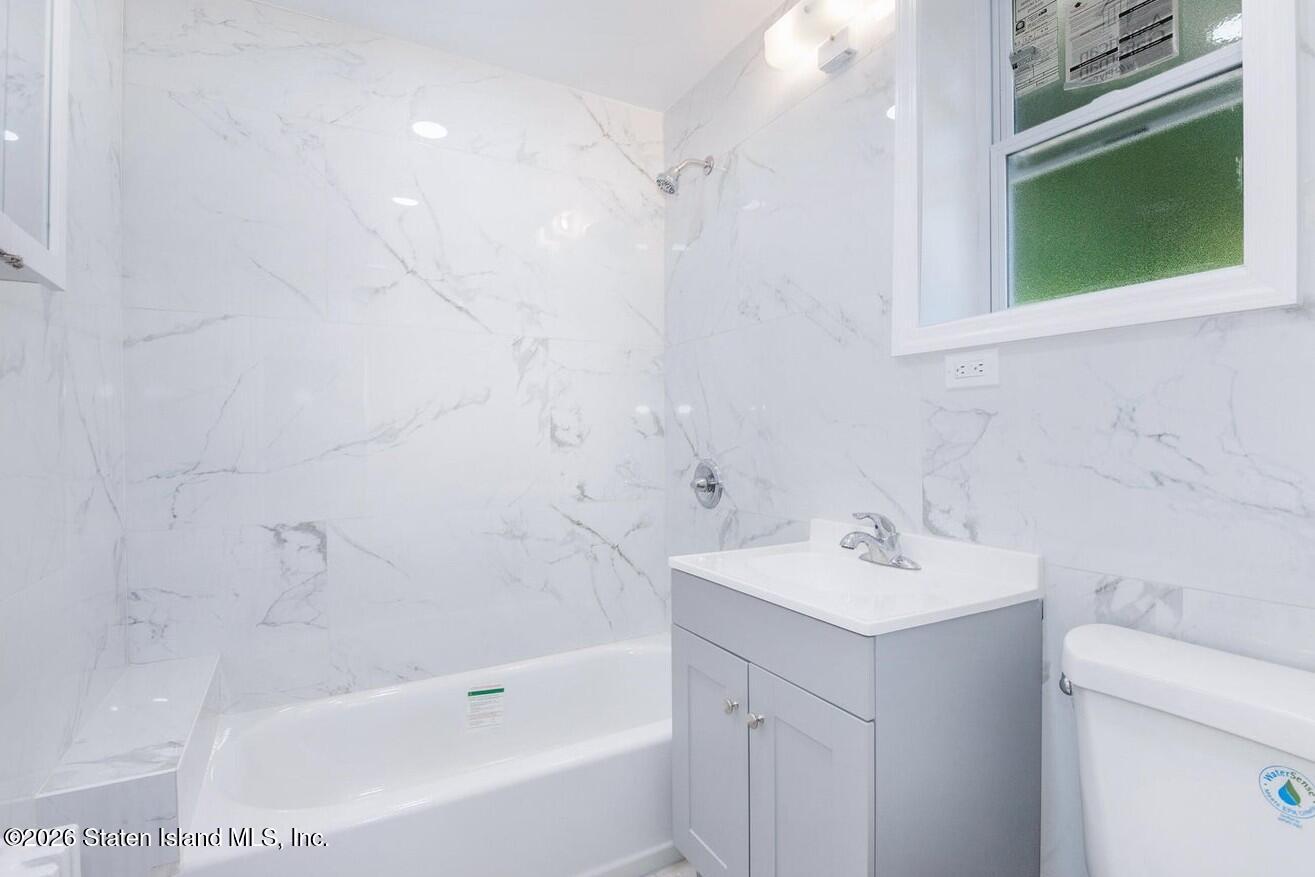 490 Van Duzer Street, Staten Island, NY, 10304 image 9